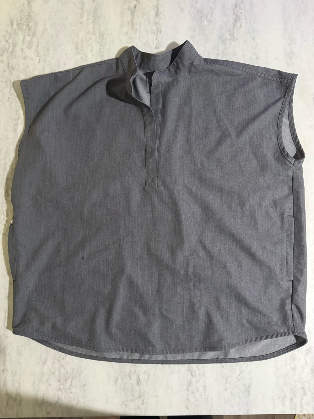 Figs Rafaela Scrub Top in Graphite Size Large